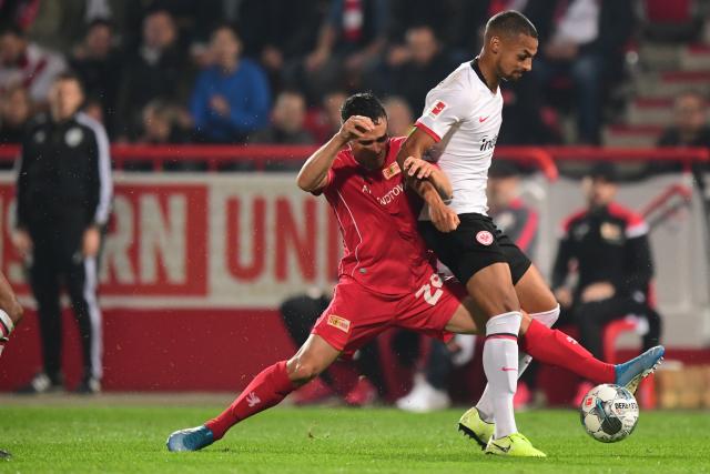 格林37分火箭大胜奇才4连胜 雄鹿逆转战胜76人