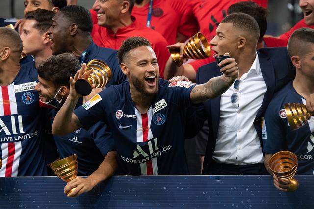 CBA全明星赛第二周球迷投票:郭艾伦反超曾凡博